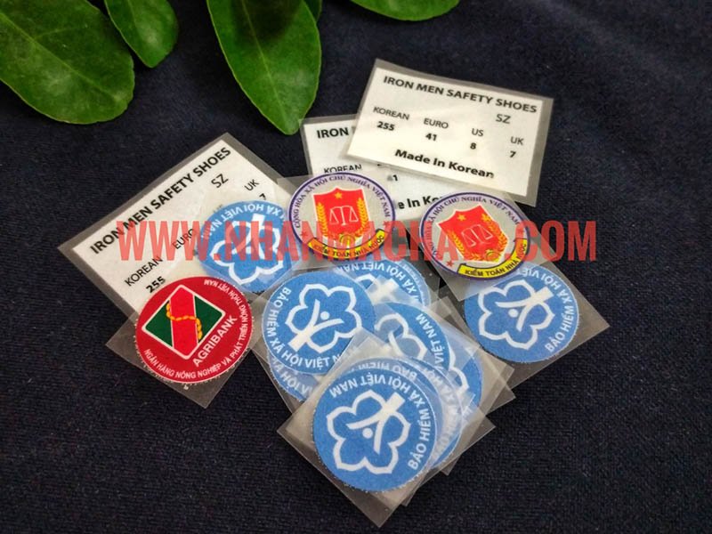 dat in logo khau trang