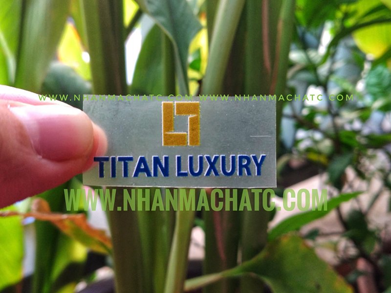 logo in khau trang bat dong san titan luxury