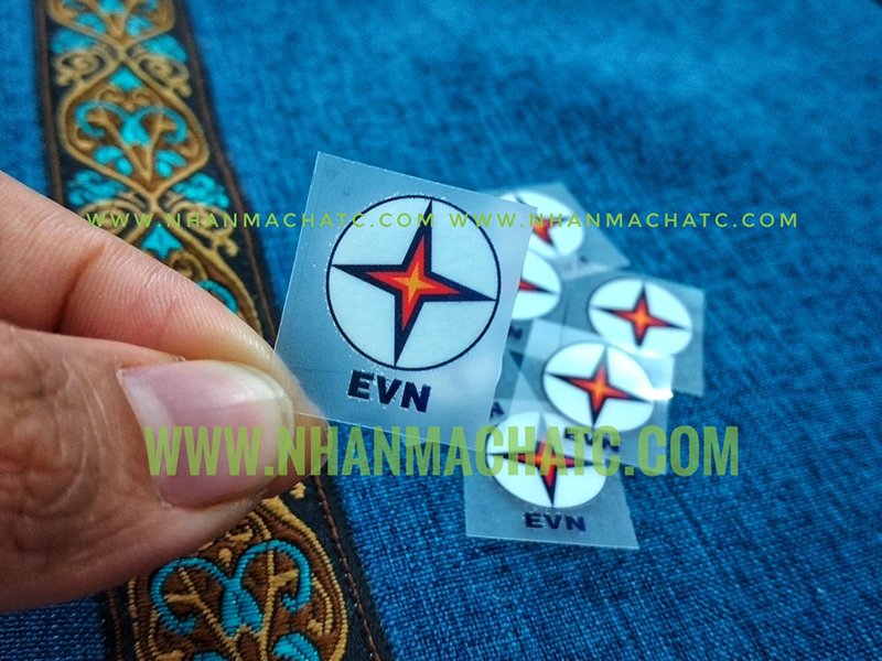 in logo khau trang theo yeu cau