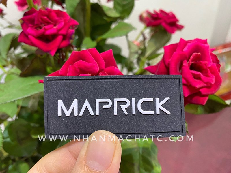 logo nhua deo maprick