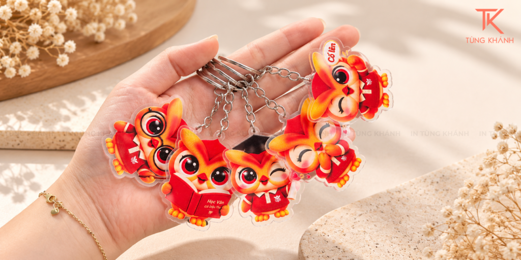 Đơn 300 in móc khóa mica theo yêu cầu chia 10 mẫu
